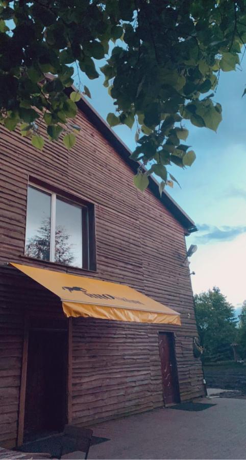 Osrodek Jezdziecki Bronkow Bed & Breakfast エクステリア 写真