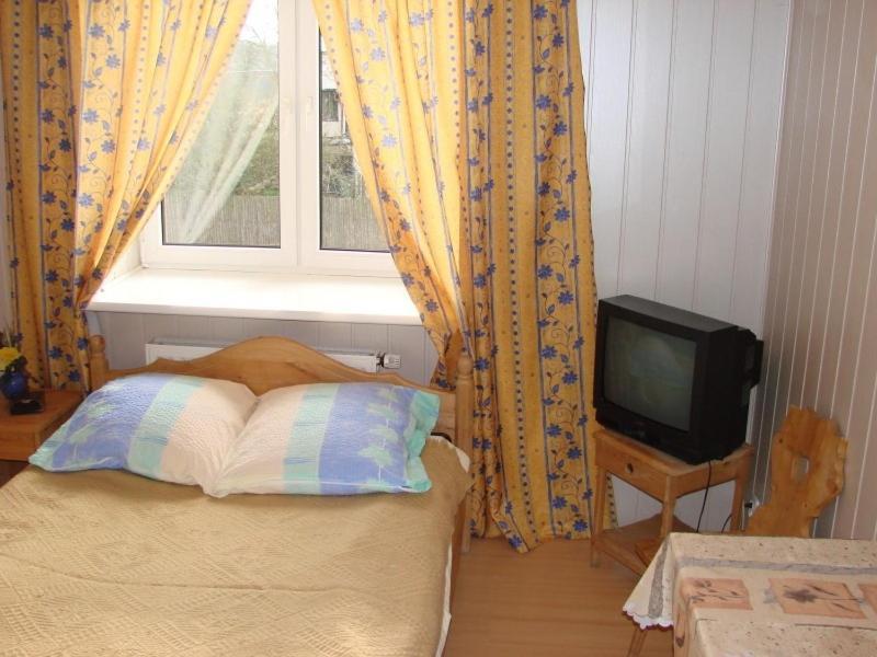 Osrodek Jezdziecki Bronkow Bed & Breakfast エクステリア 写真