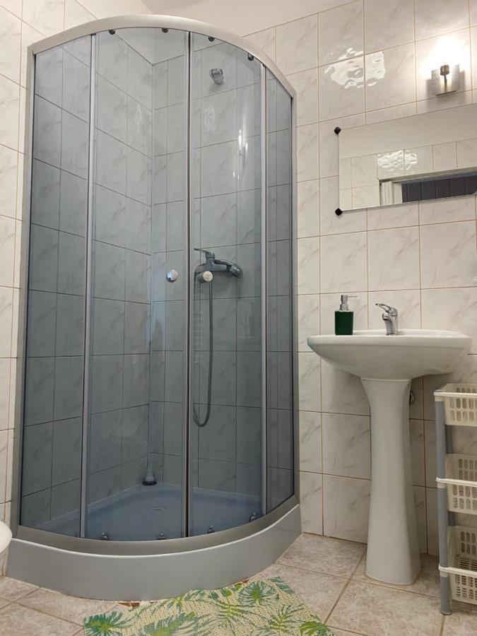 Osrodek Jezdziecki Bronkow Bed & Breakfast エクステリア 写真