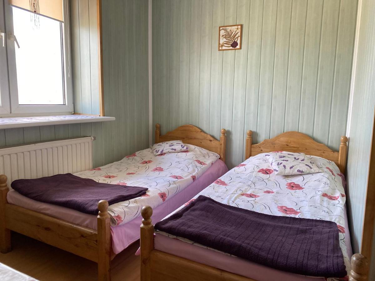 Osrodek Jezdziecki Bronkow Bed & Breakfast エクステリア 写真